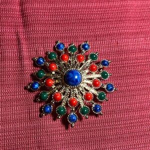 Vintage Sarah Coventry Starburst Brooch Pin Gold Tone Red Green Blue Signed